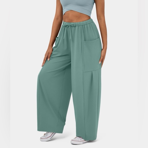 ⭐️SOLD⭐️NWT HALARA Mid rise Wide Leg Pants - Picture 4 of 9